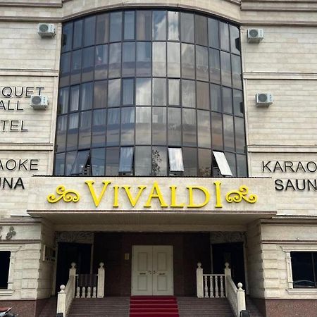 Hotel Vivaldis アルマトイ エクステリア 写真