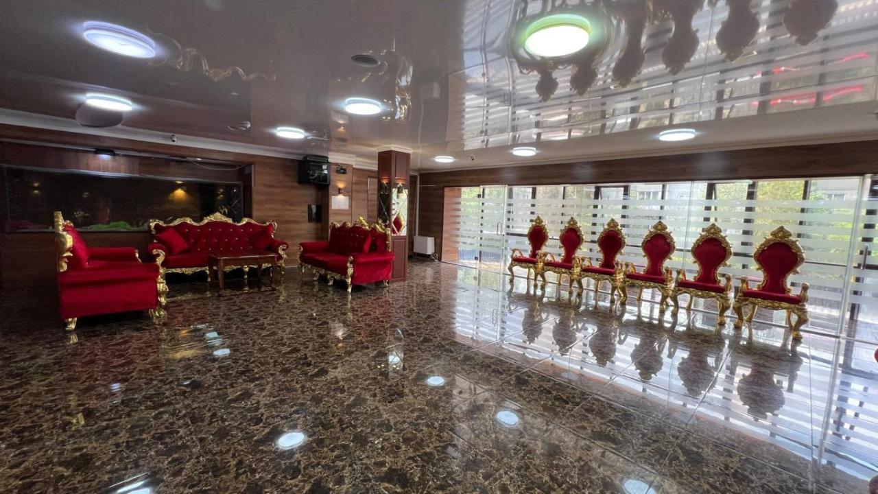 Hotel Vivaldis アルマトイ エクステリア 写真