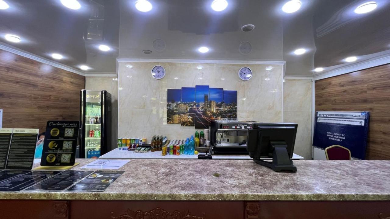 Hotel Vivaldis アルマトイ エクステリア 写真