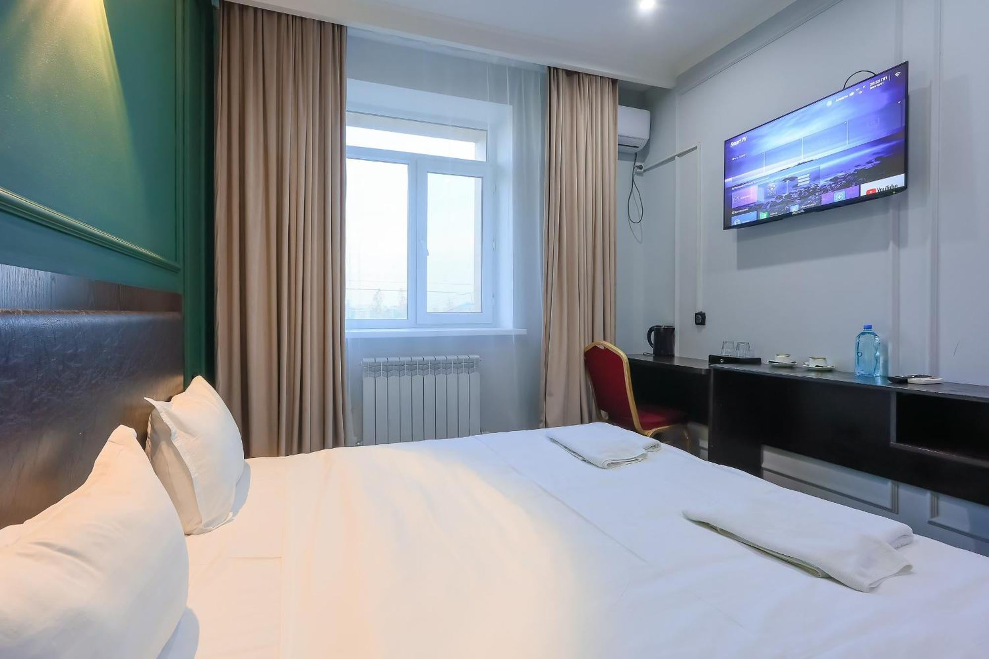 Hotel Vivaldis アルマトイ エクステリア 写真