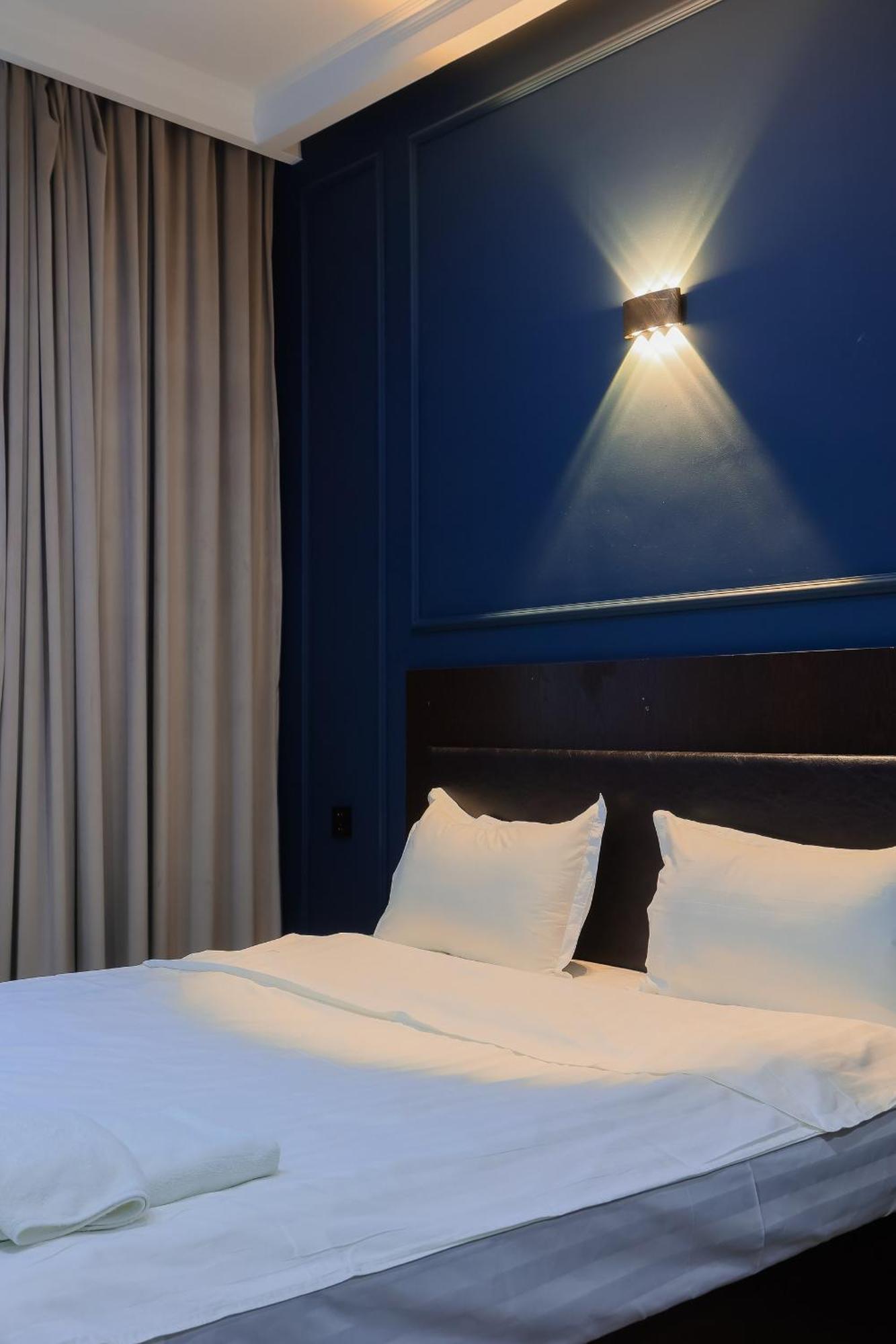 Hotel Vivaldis アルマトイ エクステリア 写真